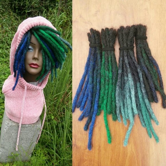 COPY - Short ombre green teal blue crochet dreadl… - Picture 5 of 6
